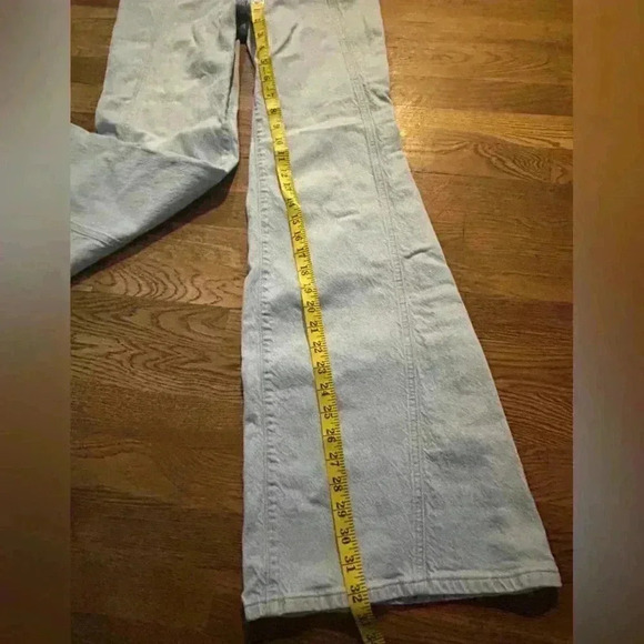 We the Free by Free People Super Flare High Waisted Light Wash Jeans, Size 29 - Picture 4 of 9